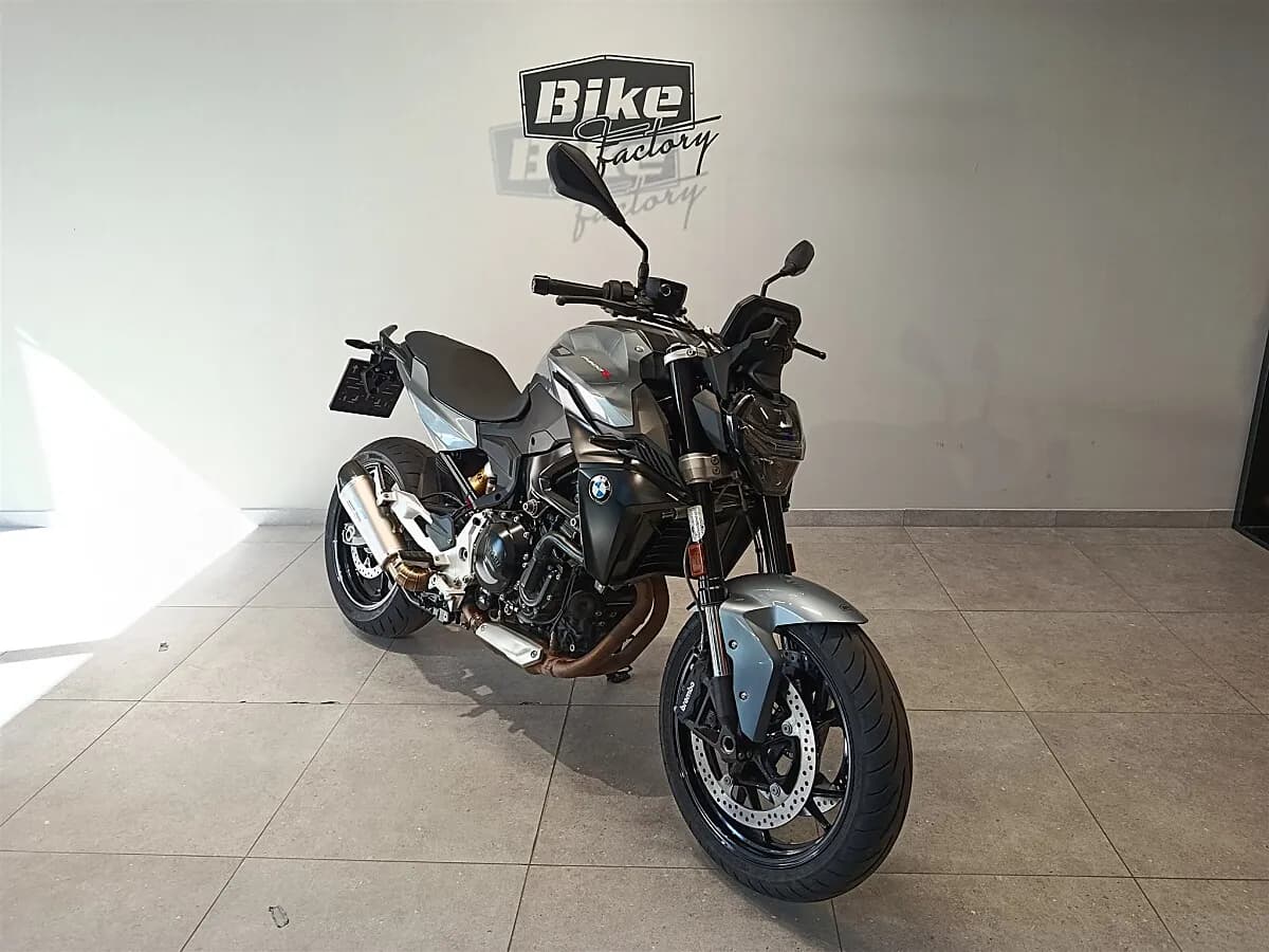 BMW F 900 R