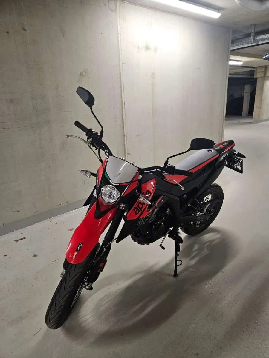 Aprilia SX