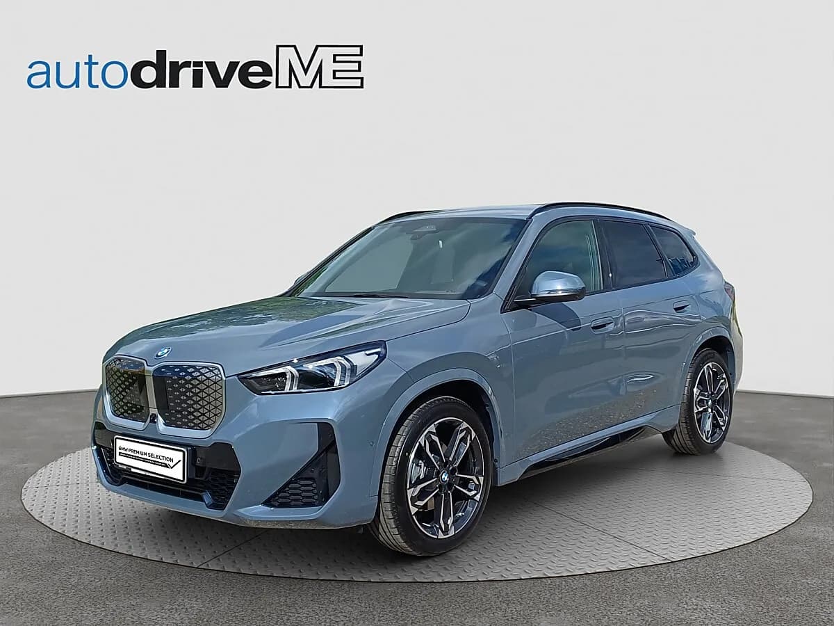 BMW iX1