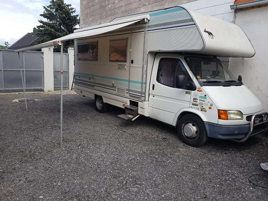 Ford Transit 150 L