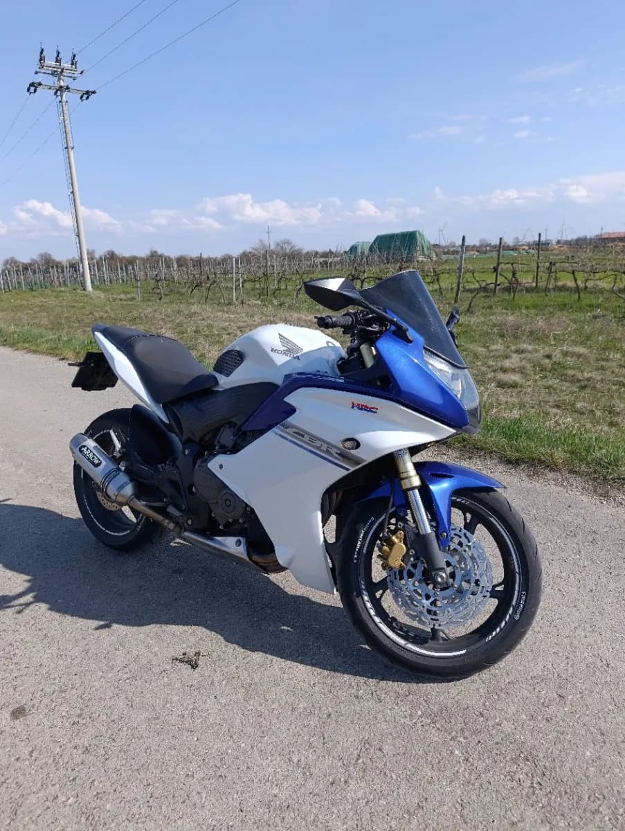 Honda CBR