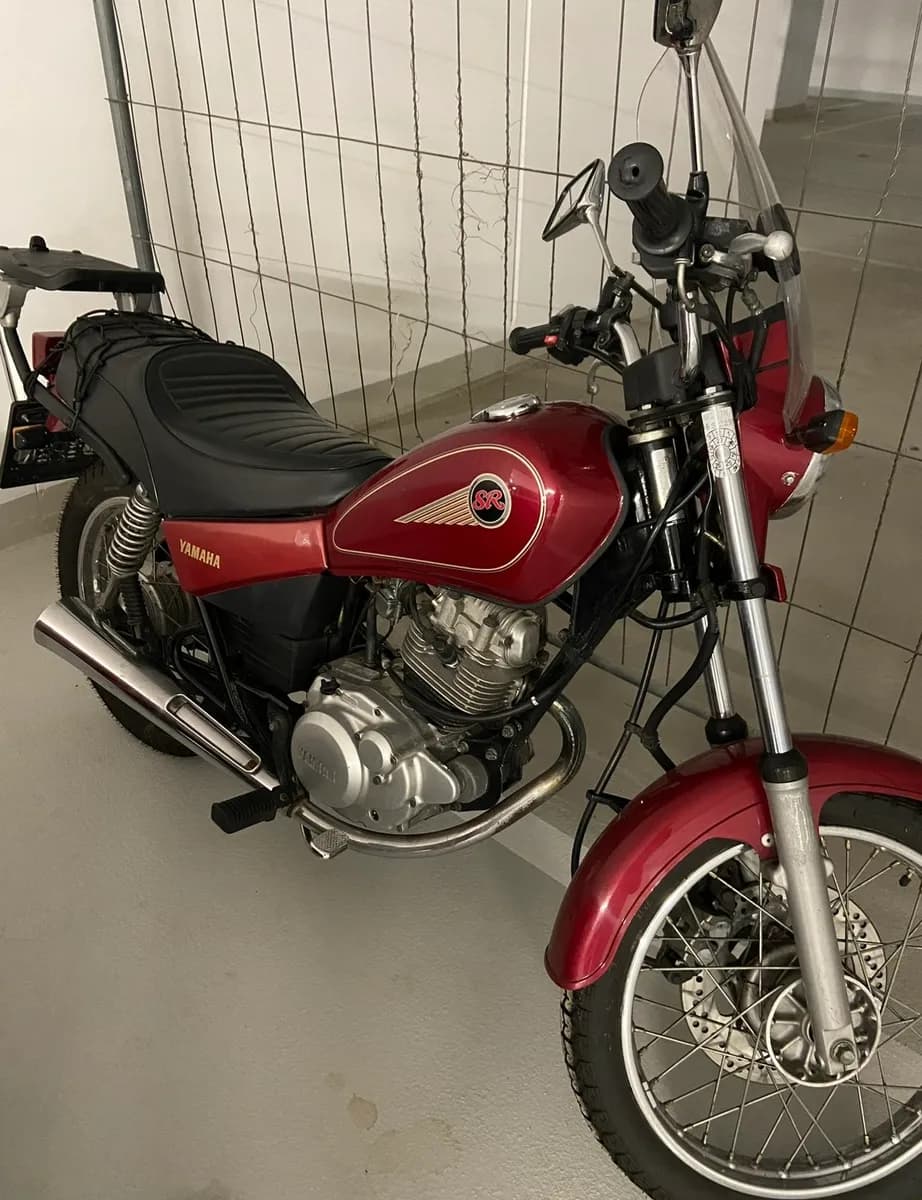 Yamaha SR