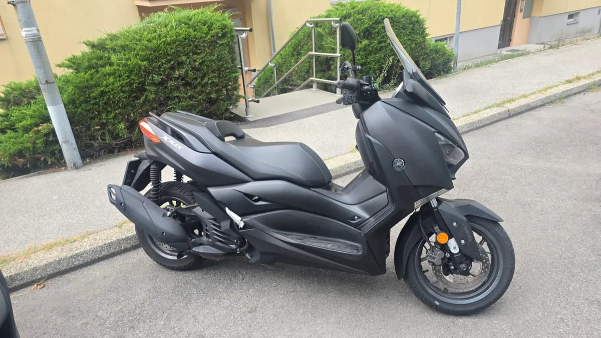 Yamaha X-Max