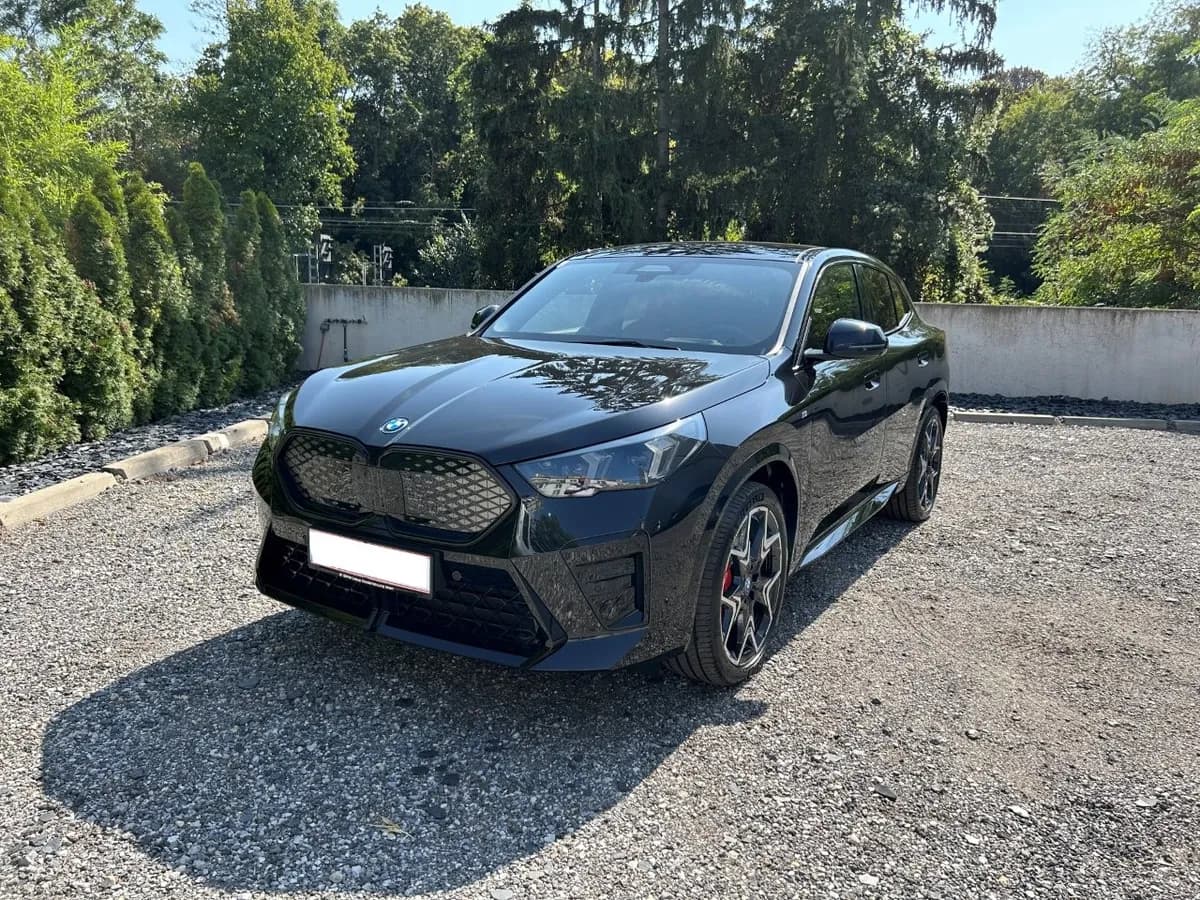 BMW iX2