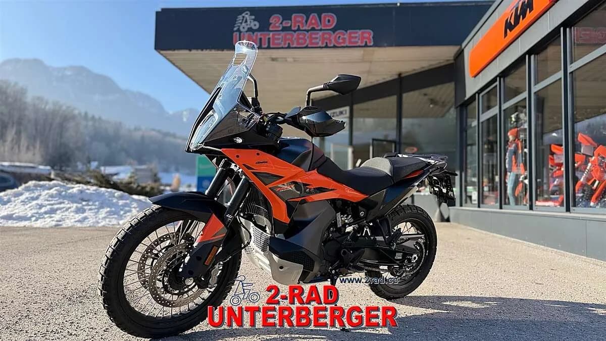 KTM 790