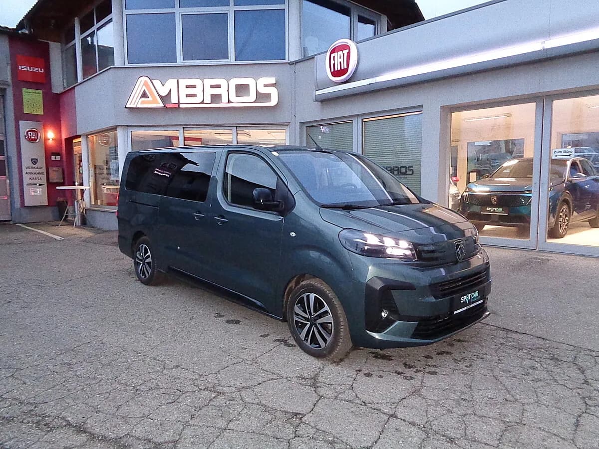 Peugeot Traveller