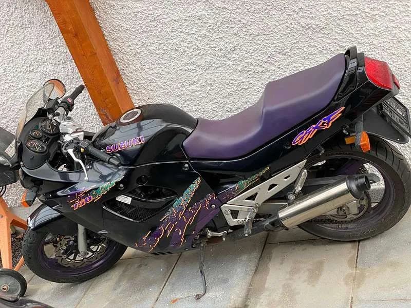Suzuki GSX