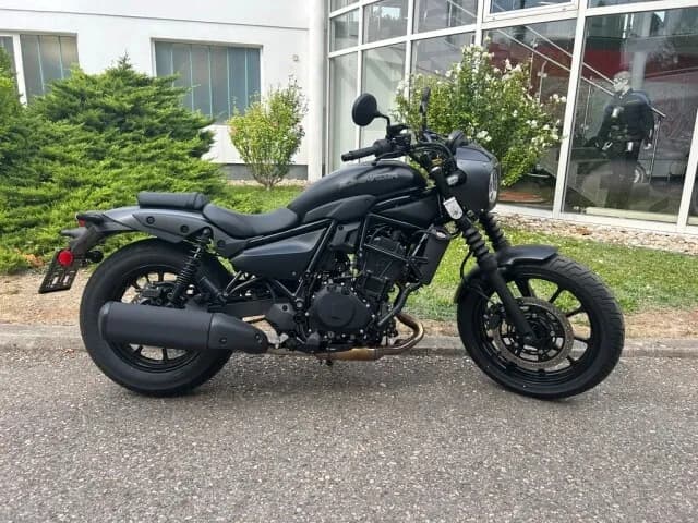 Kawasaki Sonstige