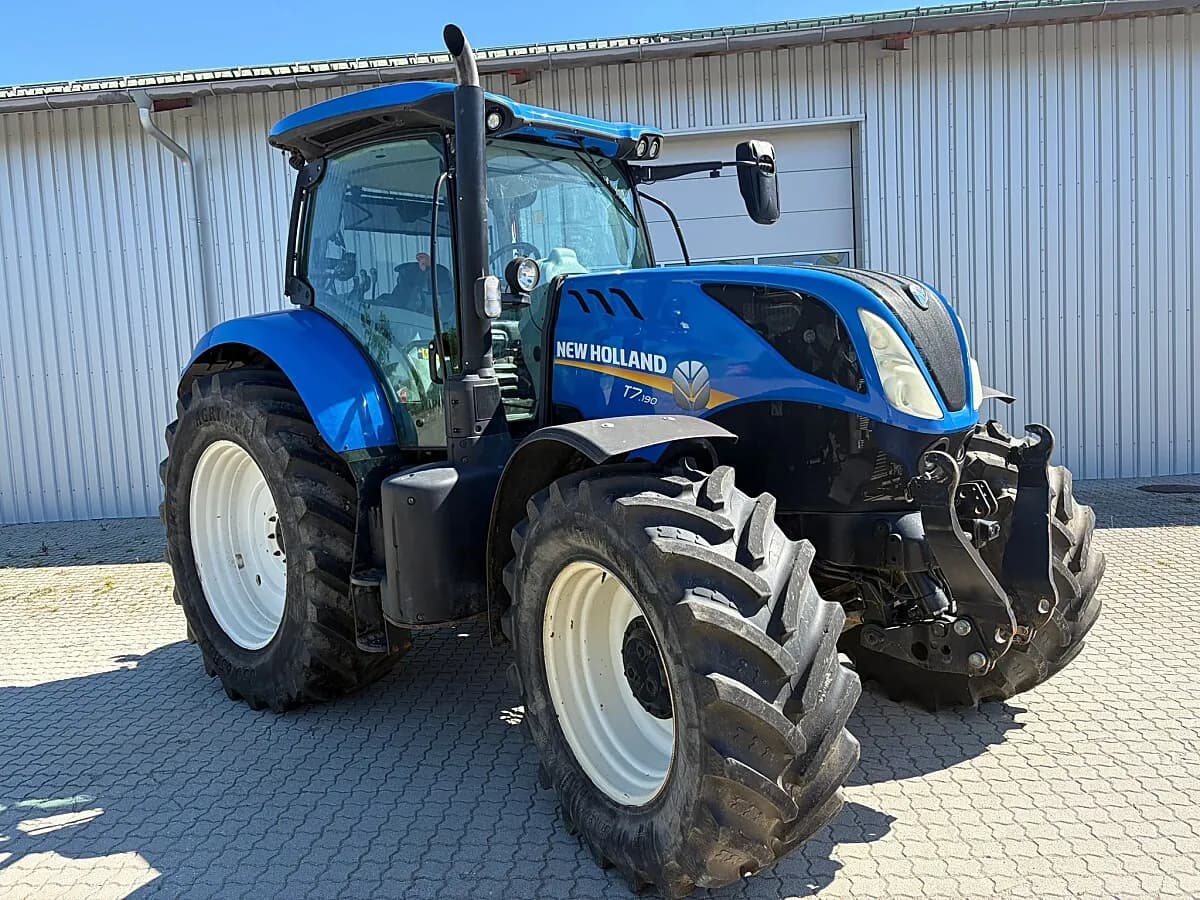 New Holland Sonstige
