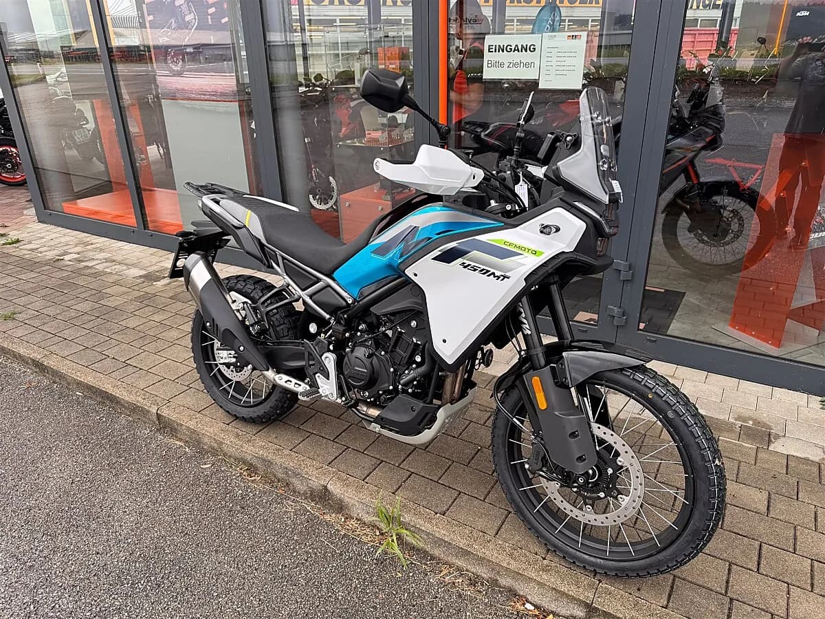 CFMOTO 450MT