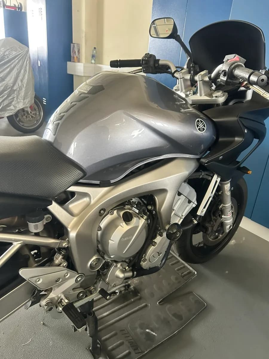 Yamaha FZ