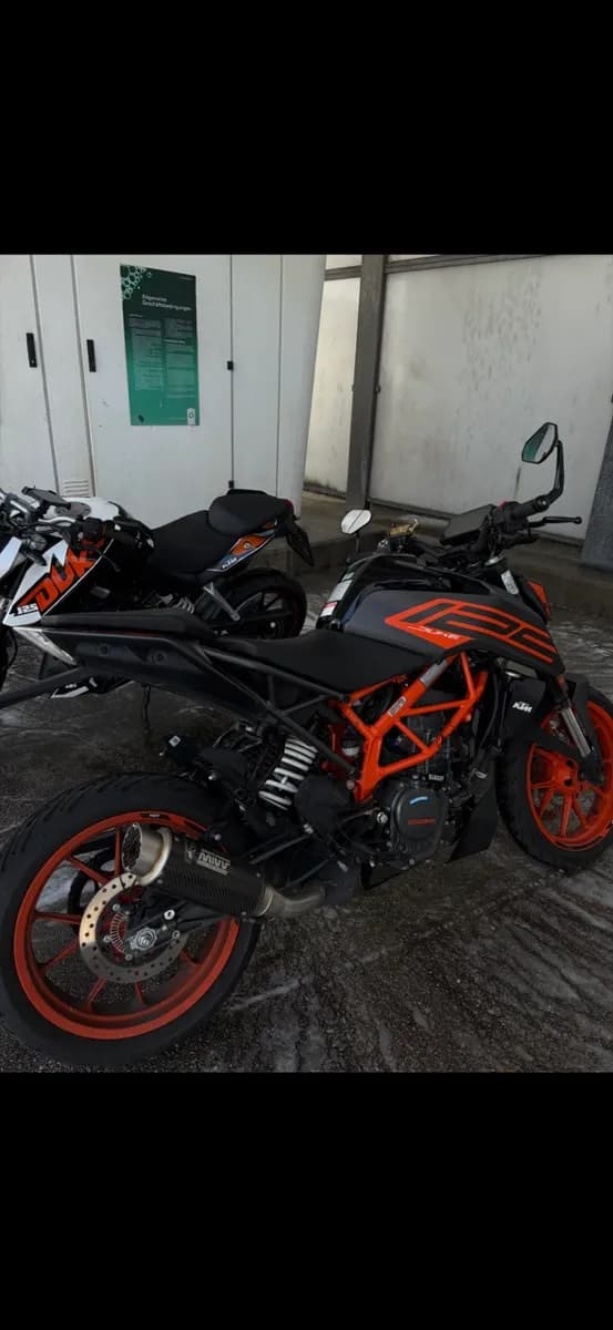 KTM 125