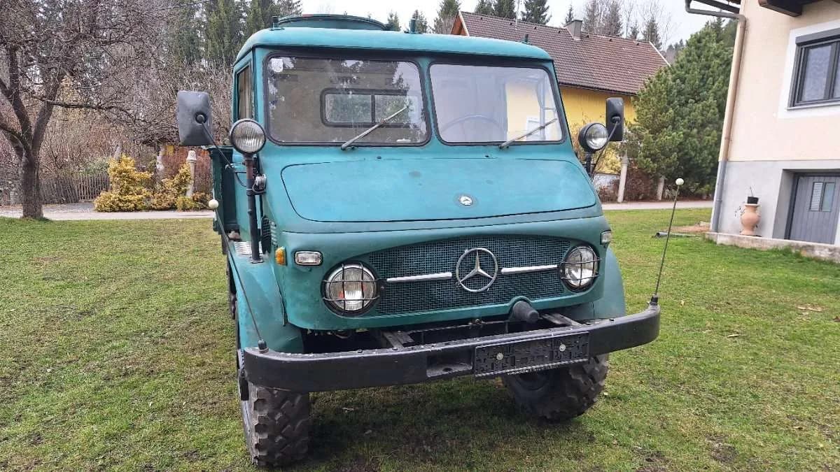 Mercedes-Benz Unimog