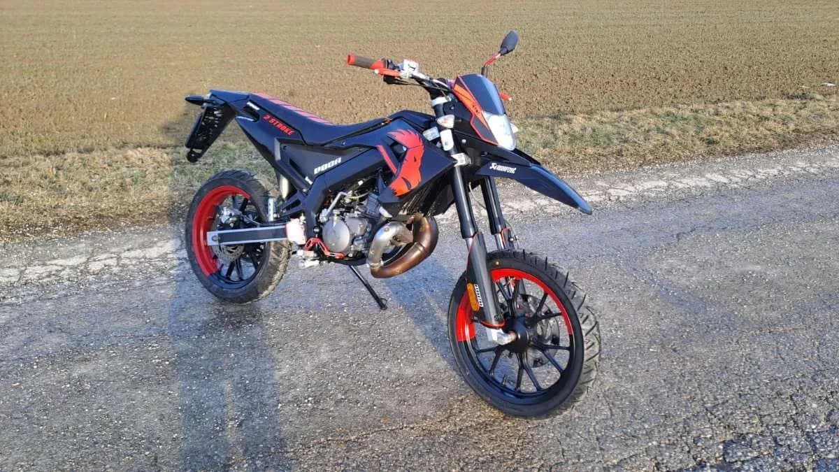 Aprilia SX