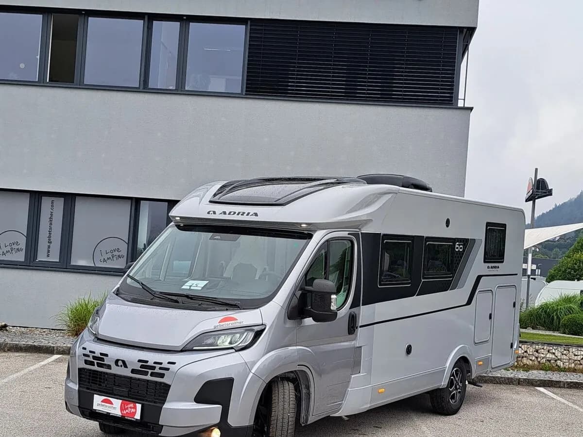 Adria Compact DL 60 Years