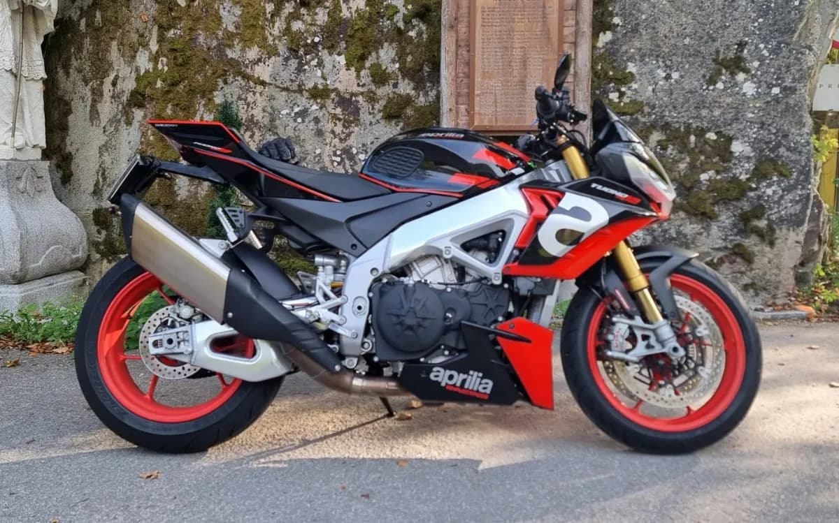 Aprilia Tuono