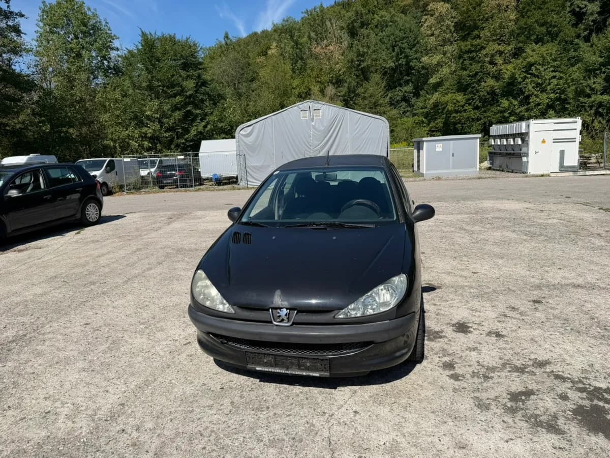 Peugeot 206