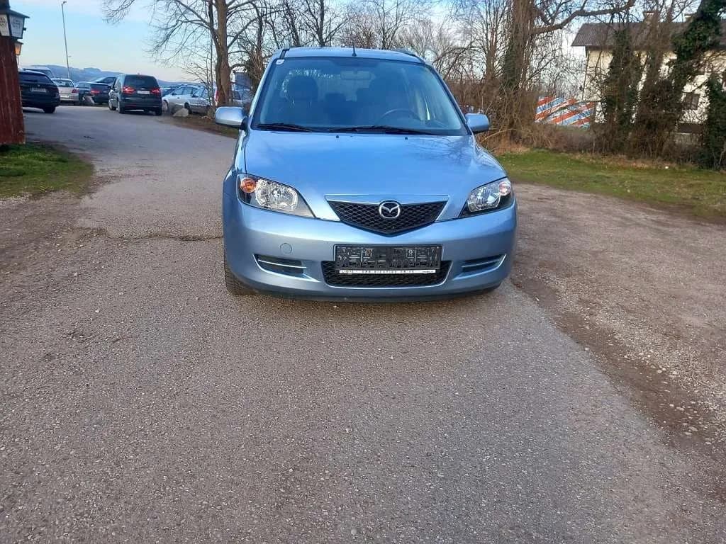 Mazda Mazda2