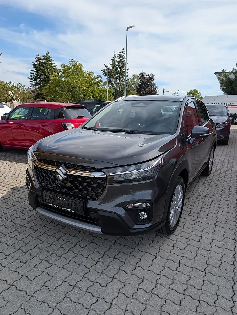 Suzuki S-Cross
