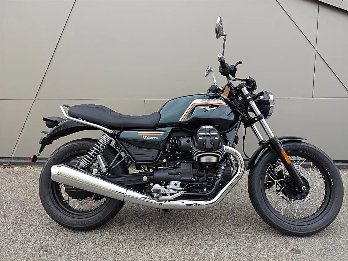 Moto Guzzi V7