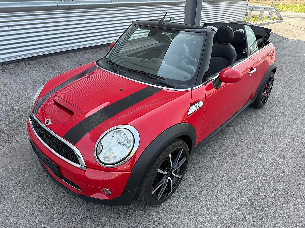 MINI Cabrio
