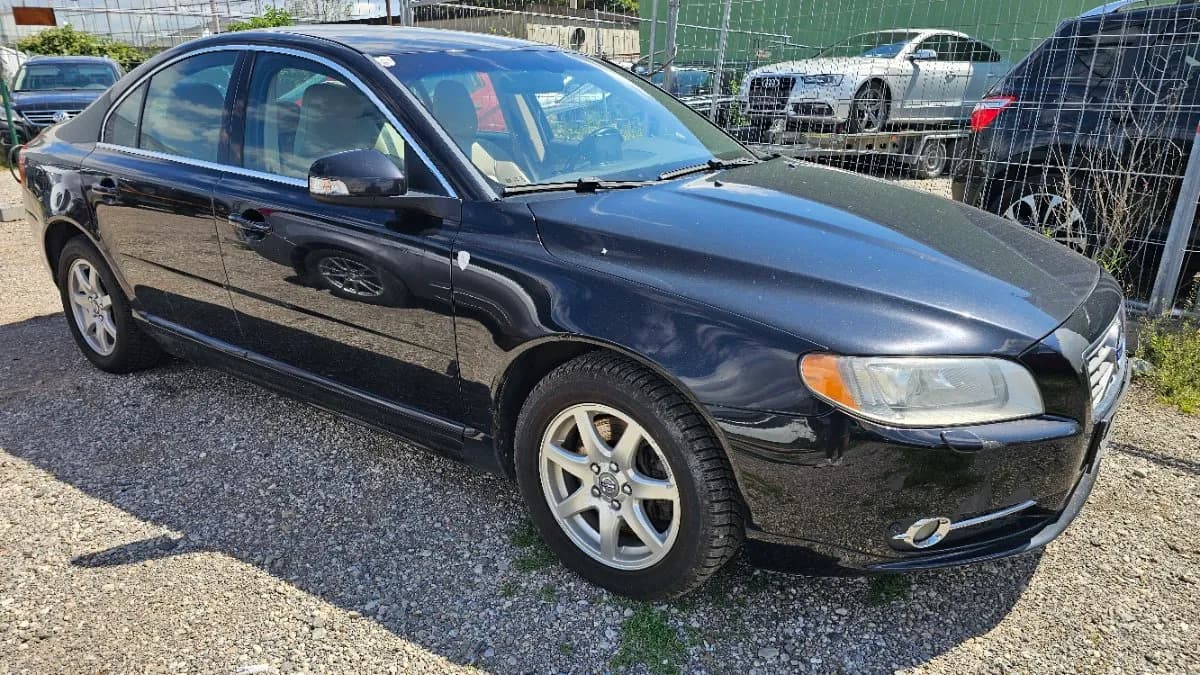 Volvo S80