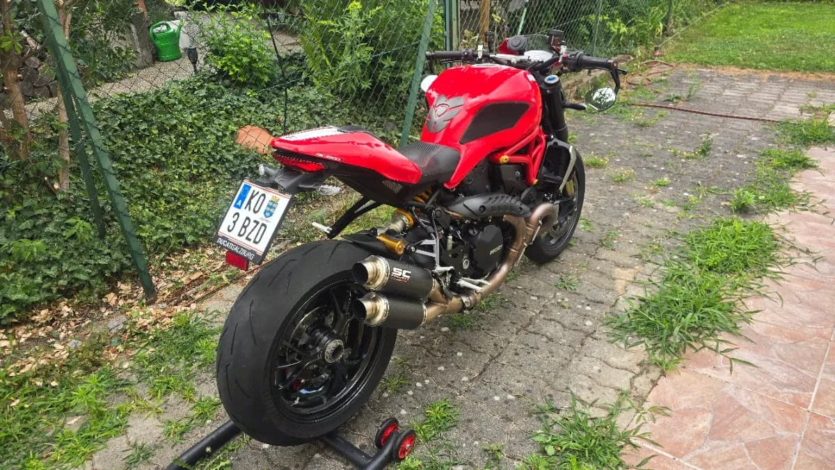 Ducati Monster