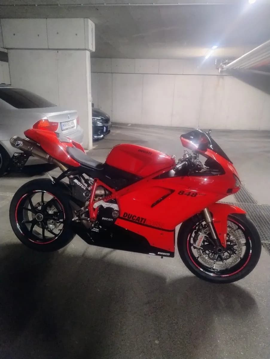 Ducati SuperSport