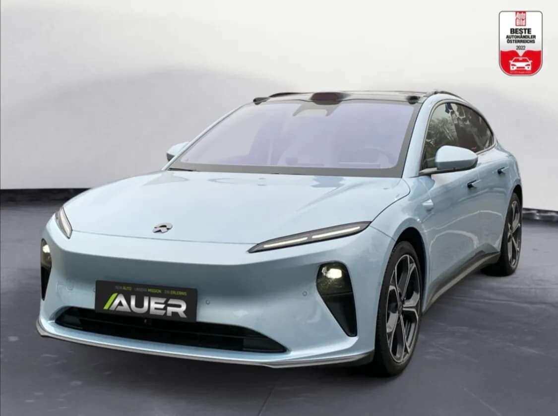 NIO ET5