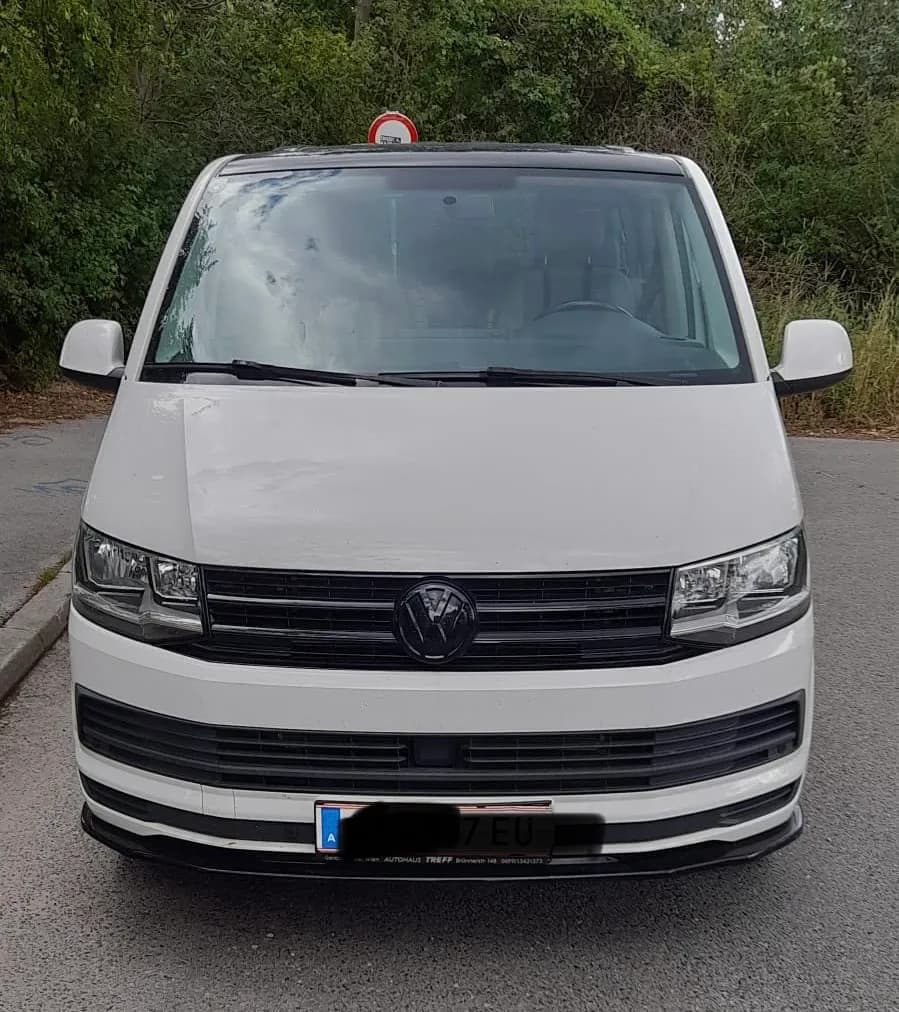 VW Caravelle