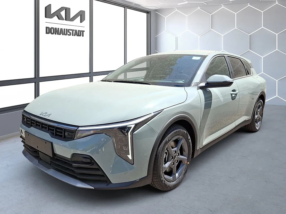 KIA K4