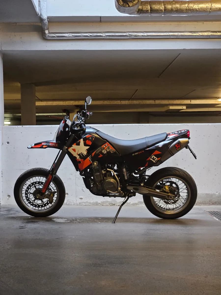 KTM 640