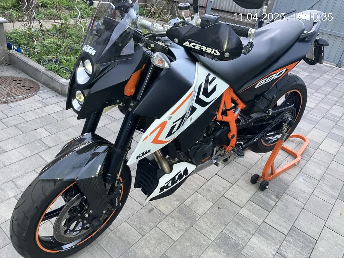 KTM Duke