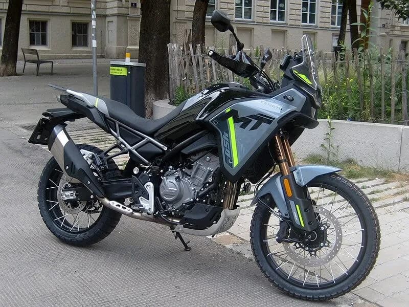 CFMOTO 450MT