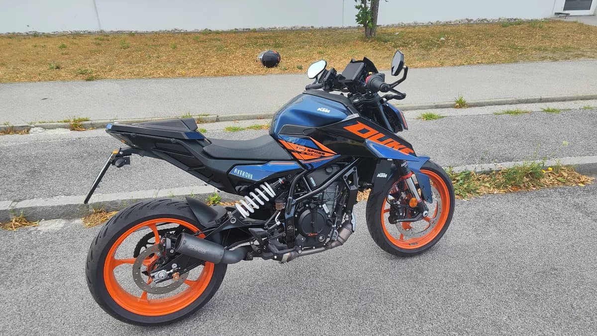 KTM 125