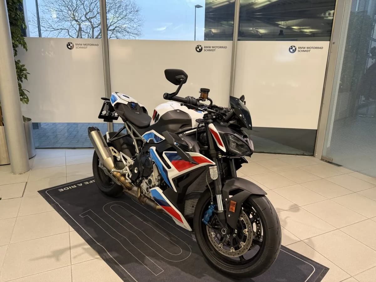 BMW M 1000 R