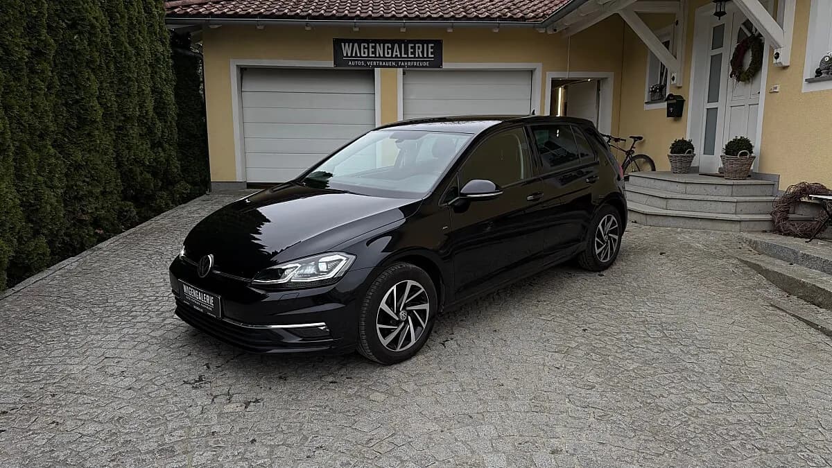 VW Golf