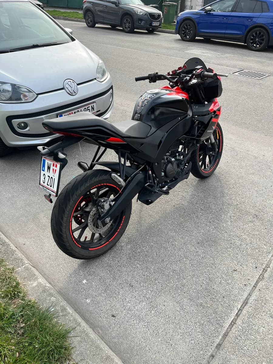 Aprilia Tuono