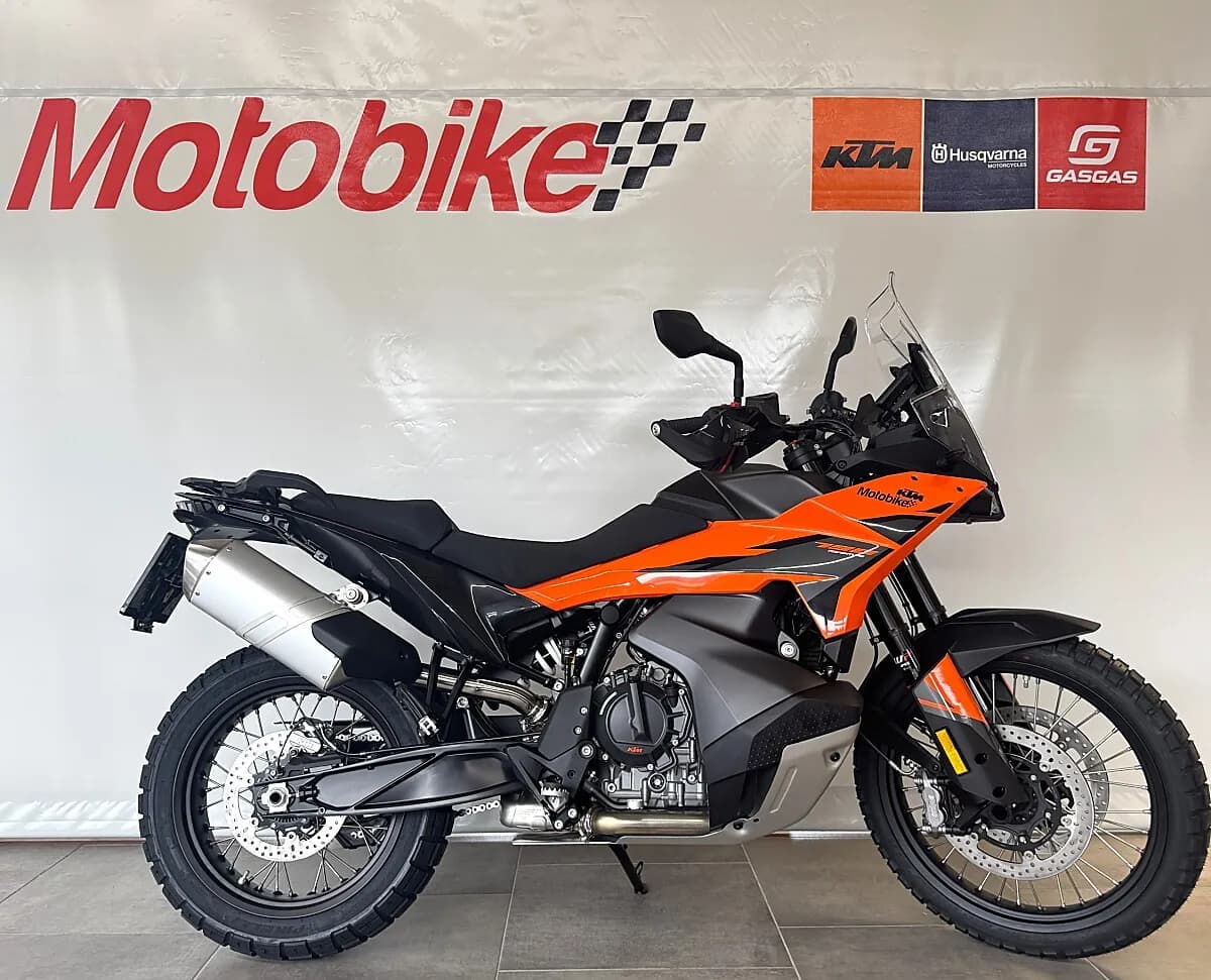 KTM 790
