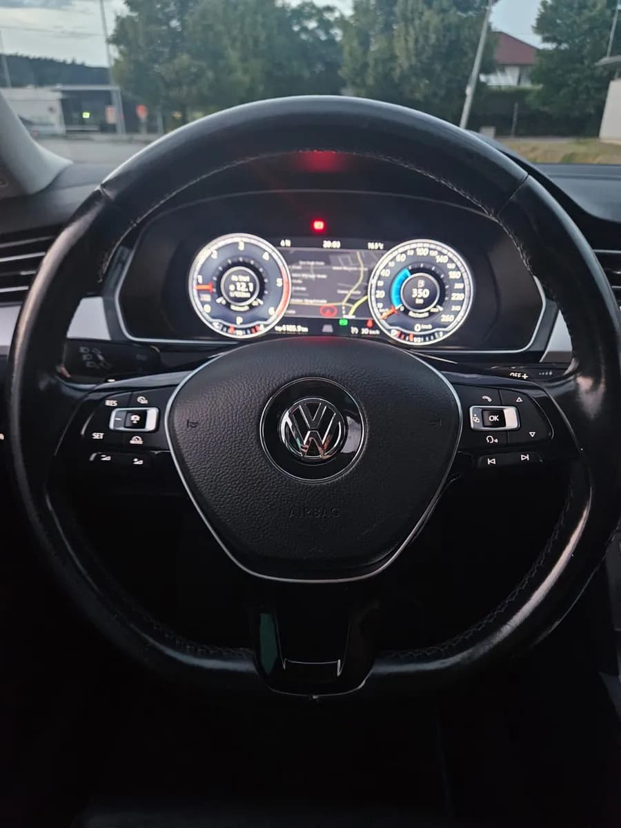 VW Passat