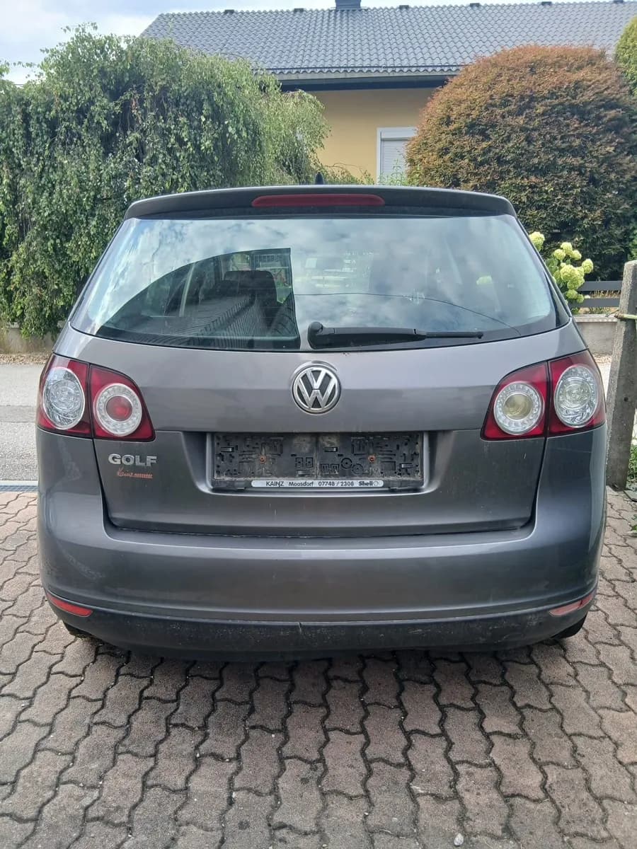VW Golf