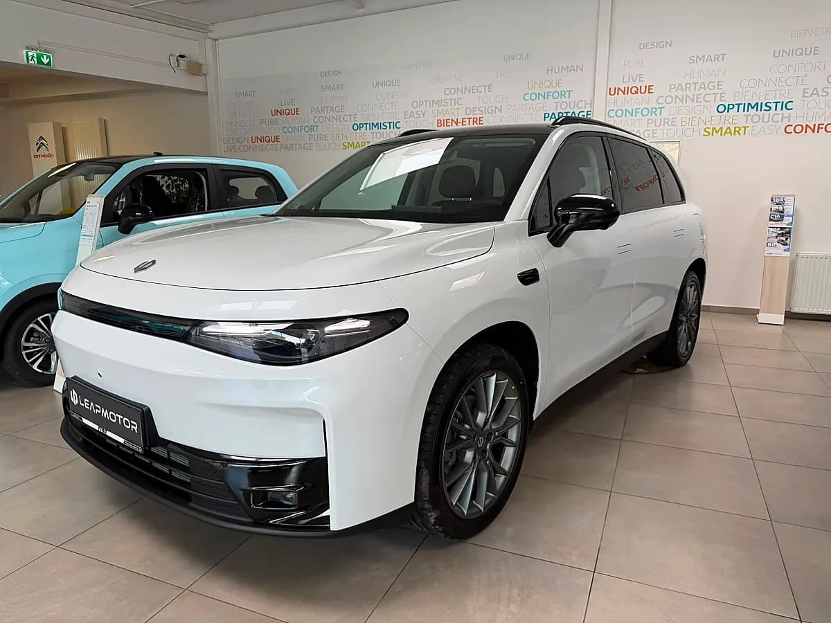 Leapmotor C10