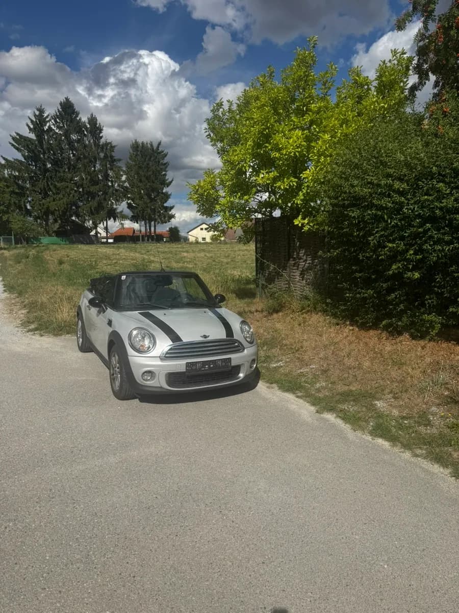 MINI Cabrio