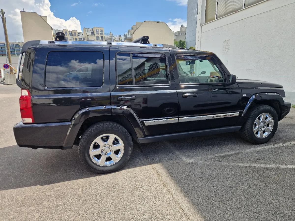 Jeep Commander