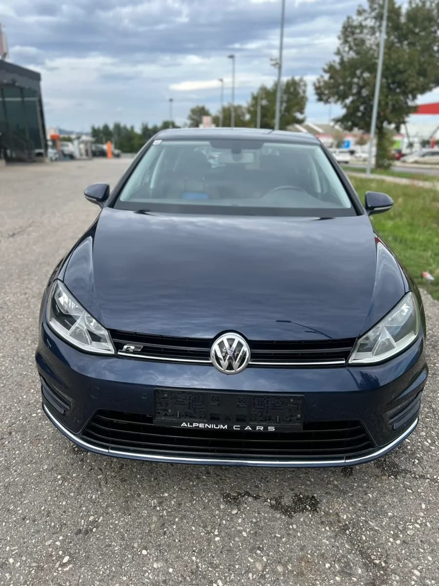 VW Golf