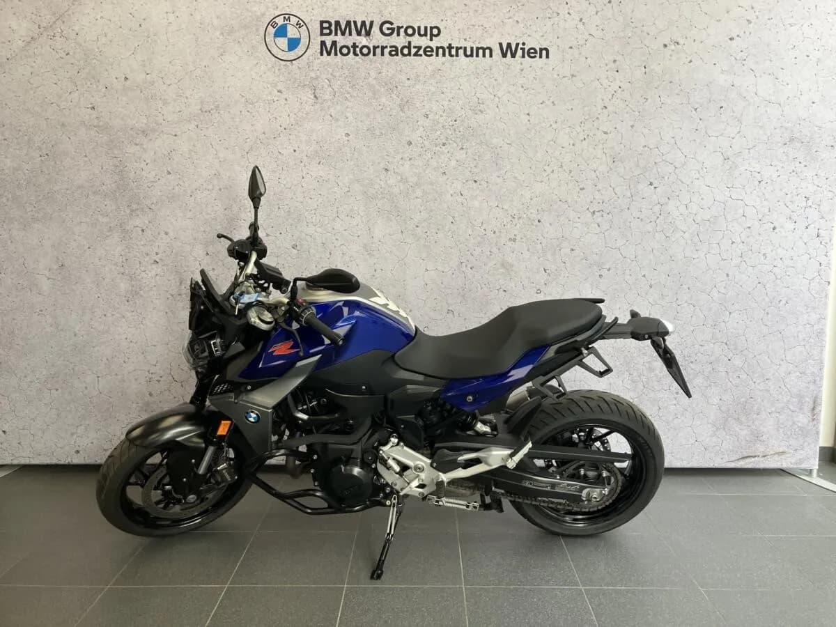 BMW F 900 R