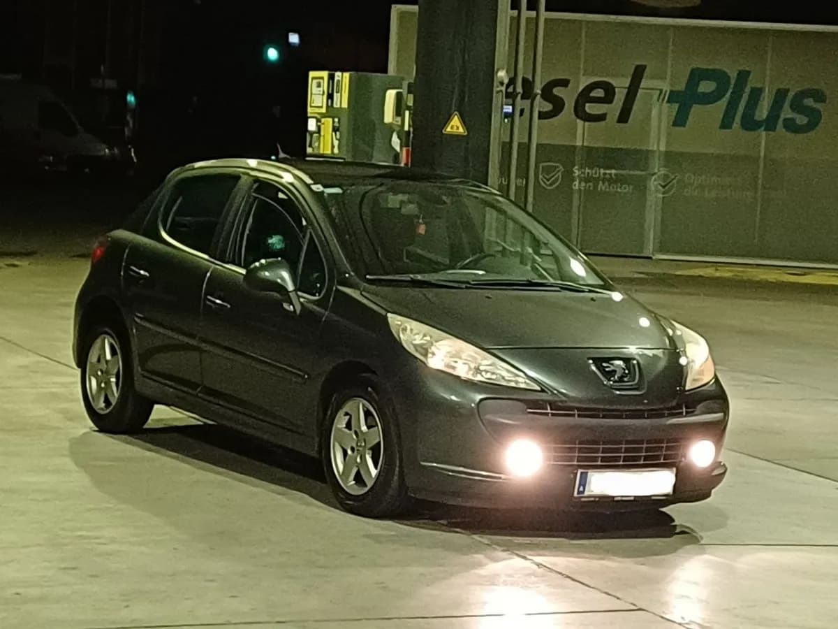 Peugeot 207