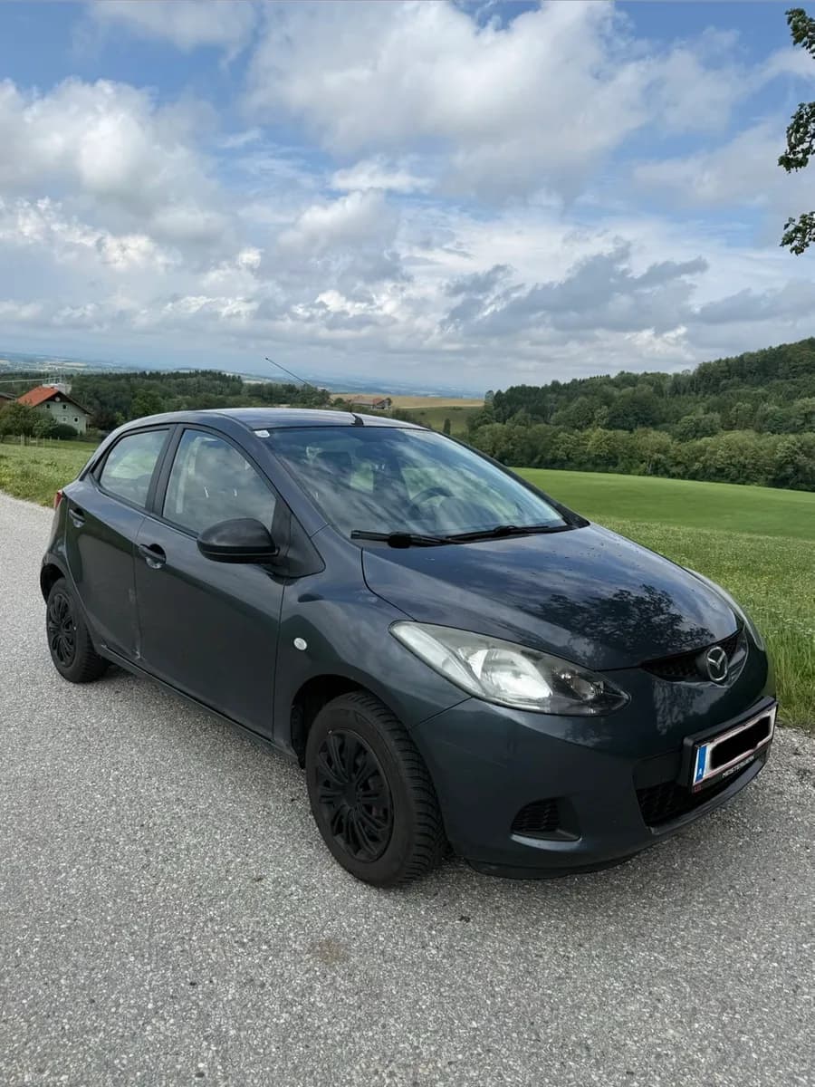 Mazda Mazda2