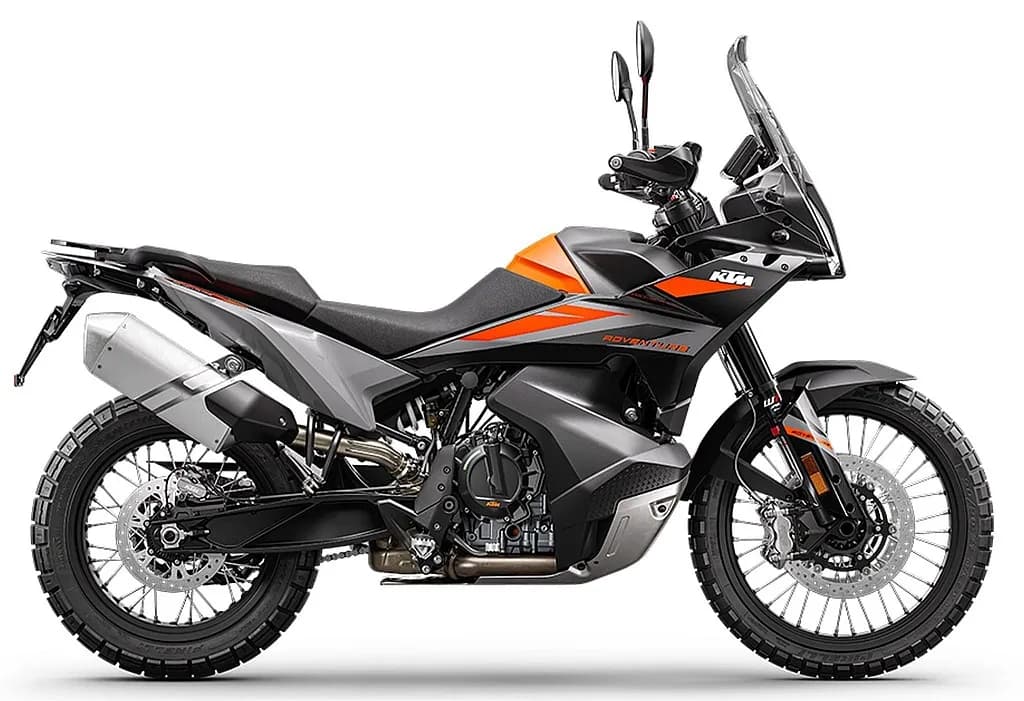KTM 890