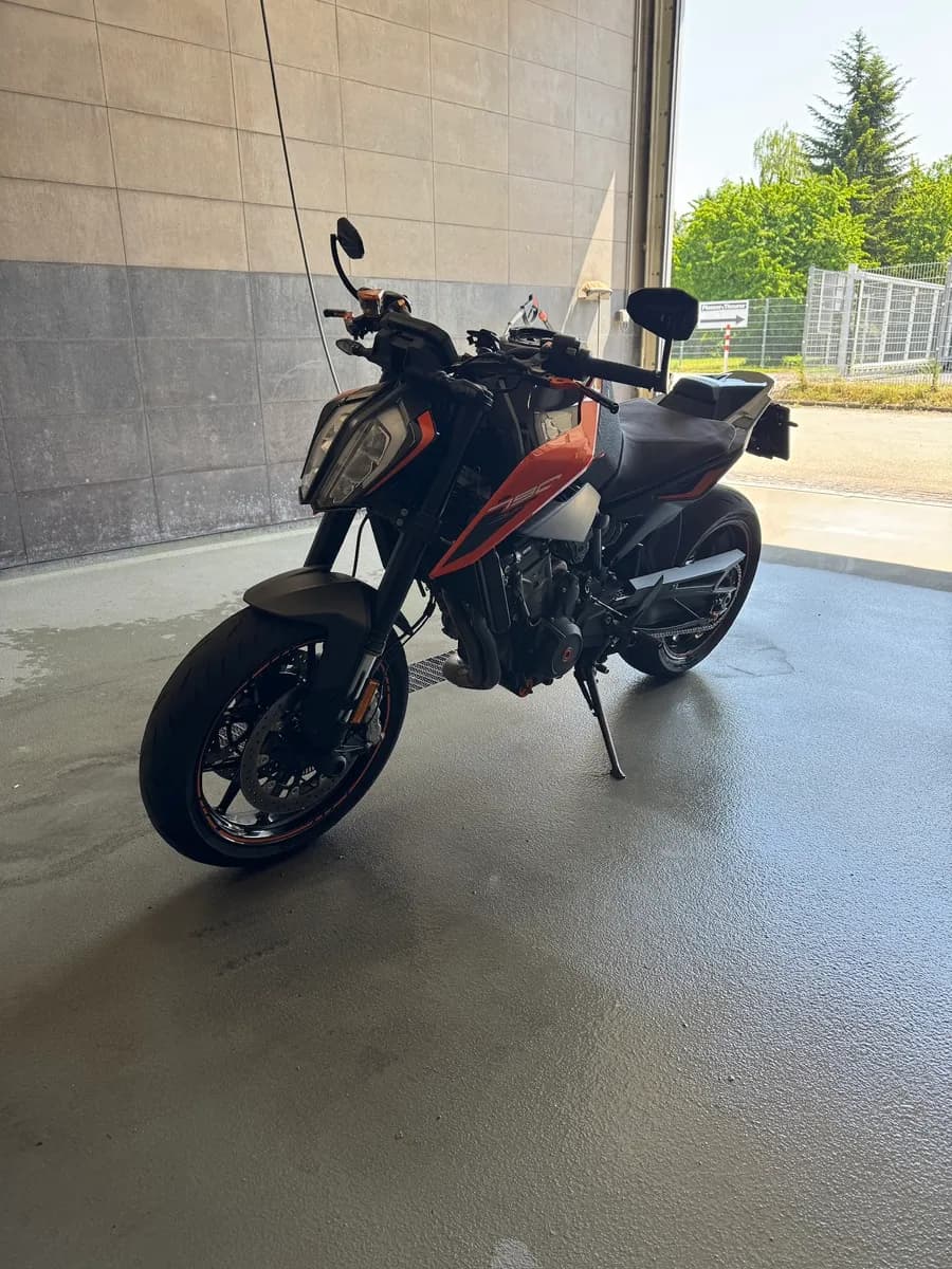 KTM 790 Duke